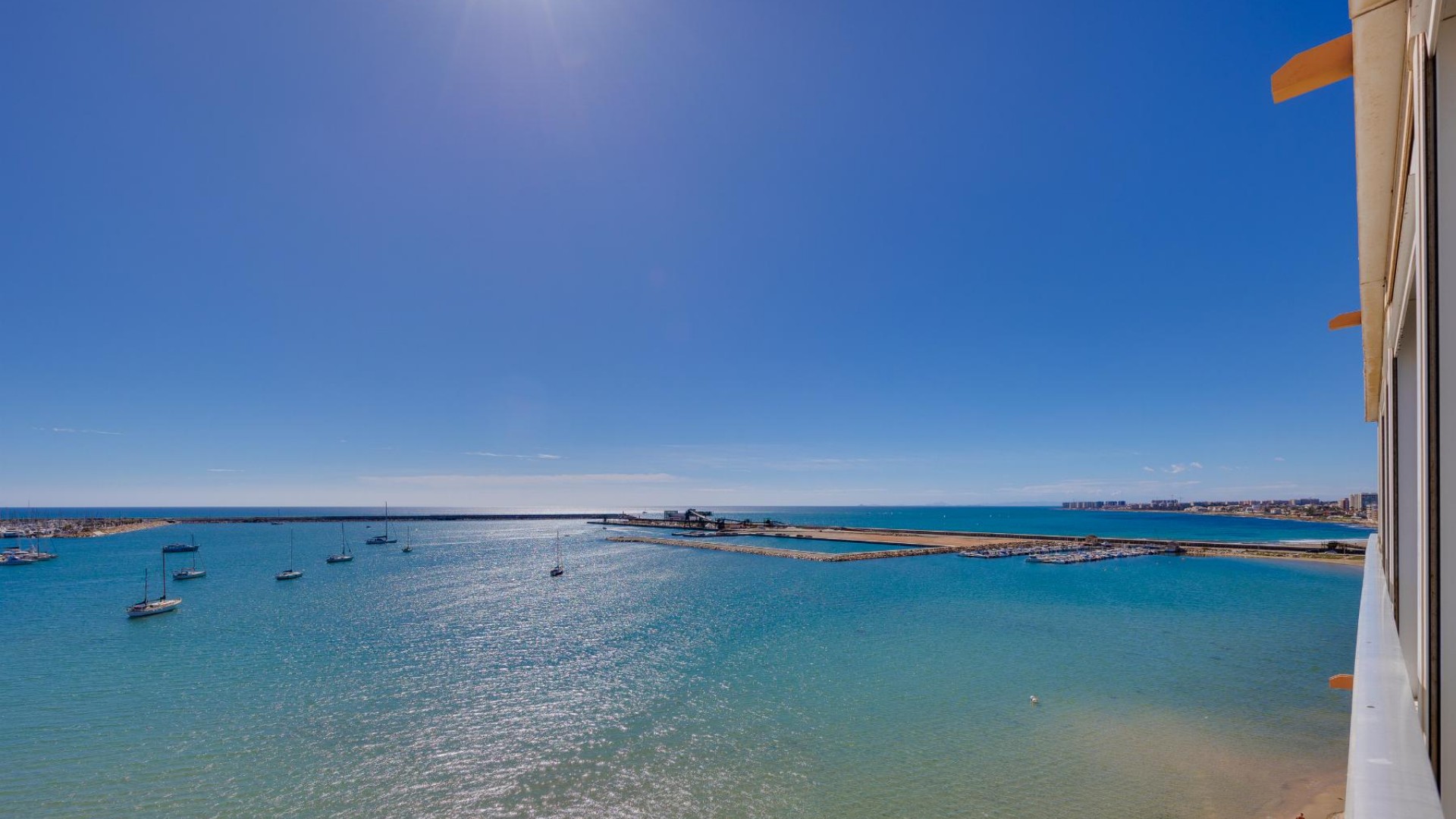 Videresalg - Lejlighed lejlighed -
Torrevieja - Playa Acequion