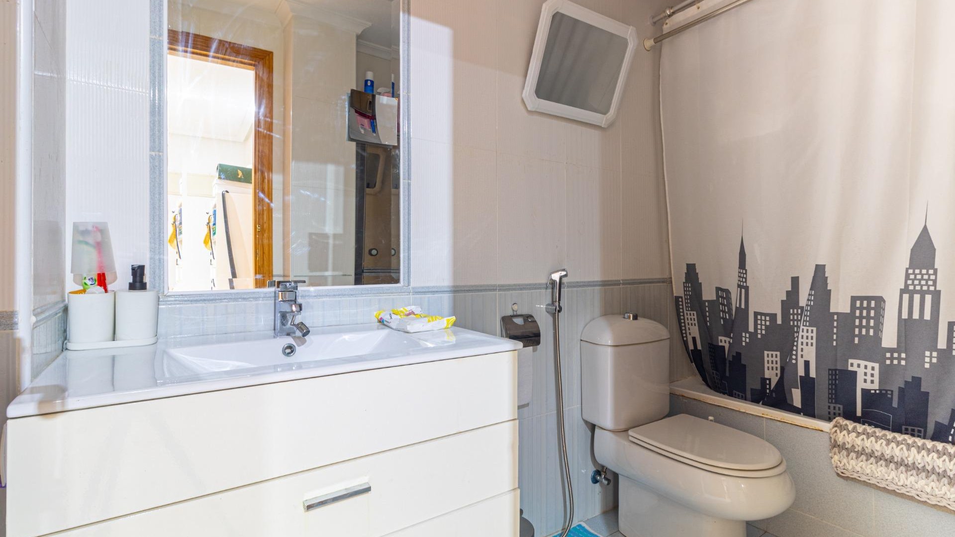 Videresalg - Lejlighed lejlighed -
Torrevieja - Playa de los locos