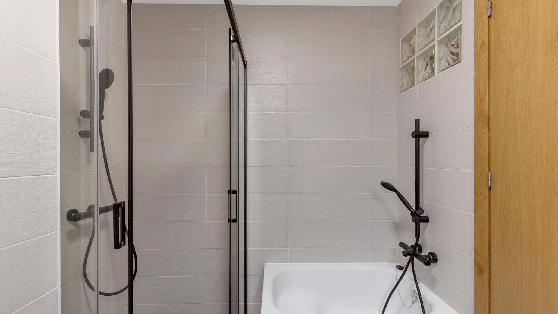 Videresalg - Lejlighed lejlighed -
Torrevieja - Playa del cura