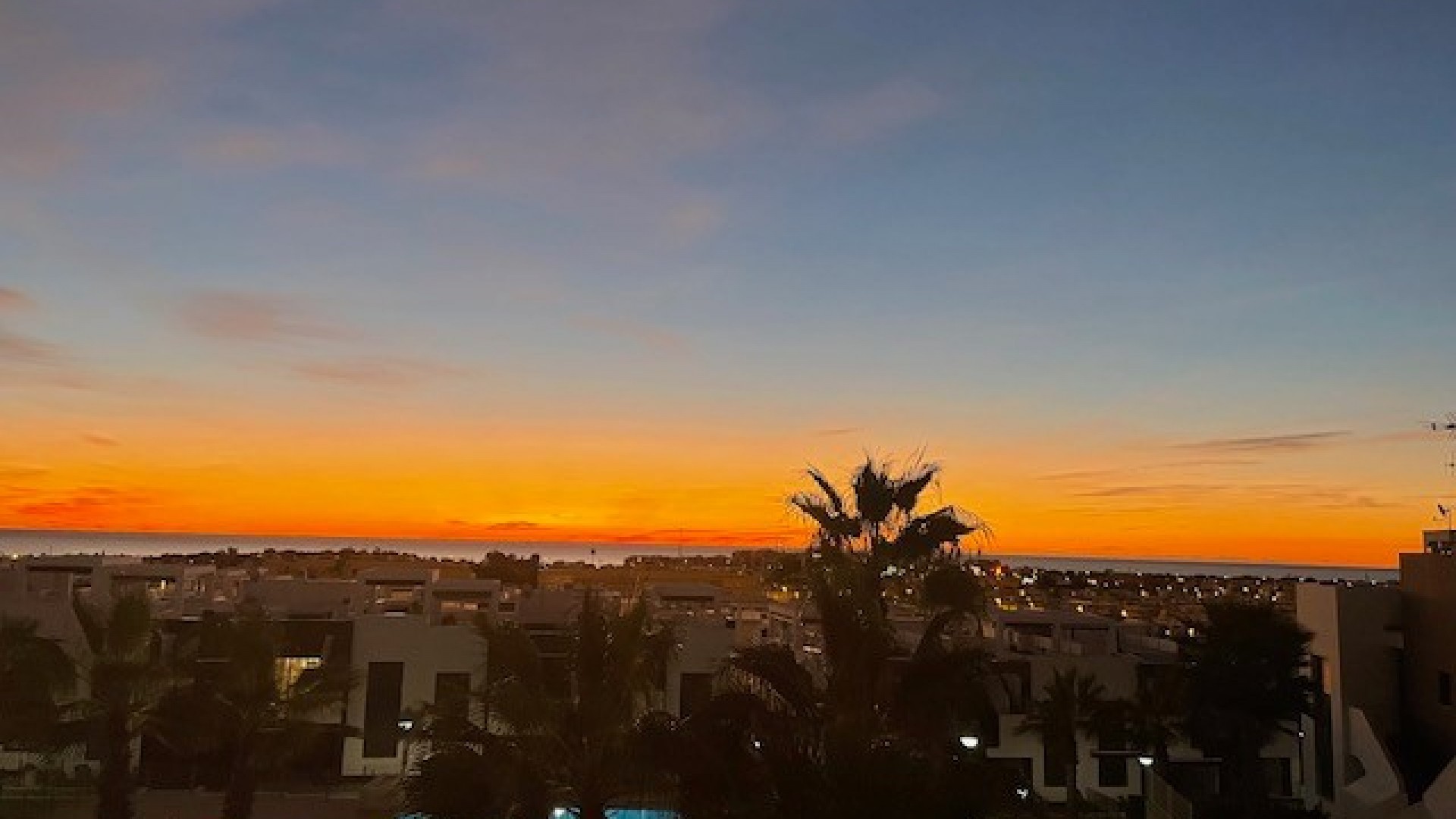 Videresalg - Lejlighed lejlighed -
Torrevieja - Punta Prima