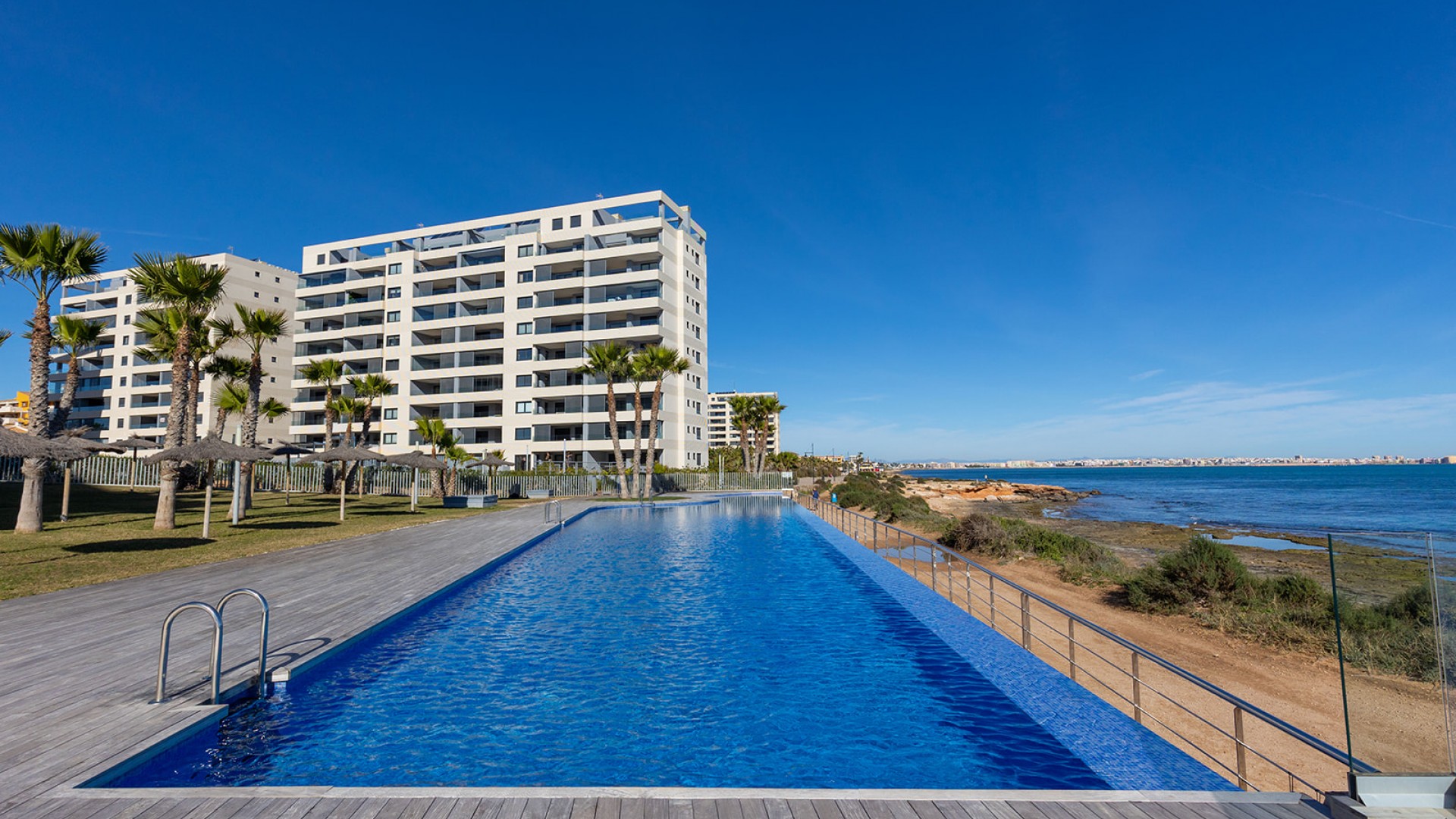 Videresalg - Lejlighed lejlighed -
Torrevieja - Punta Prima