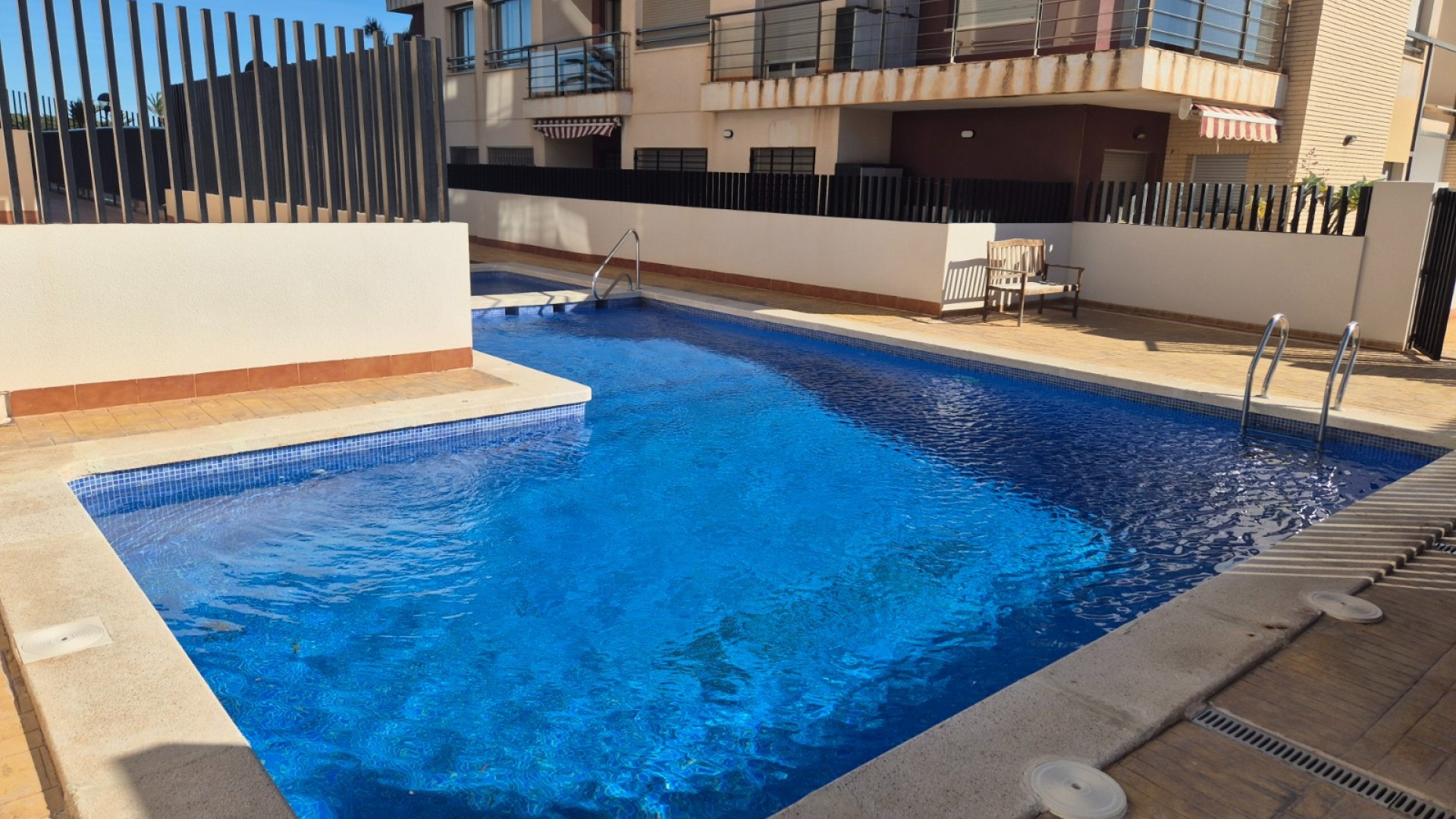 Videresalg - Lejlighed lejlighed -
Torrevieja - Punta Prima