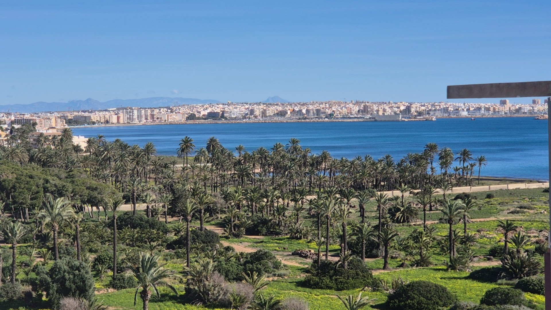 Videresalg - Lejlighed lejlighed -
Torrevieja - Punta Prima