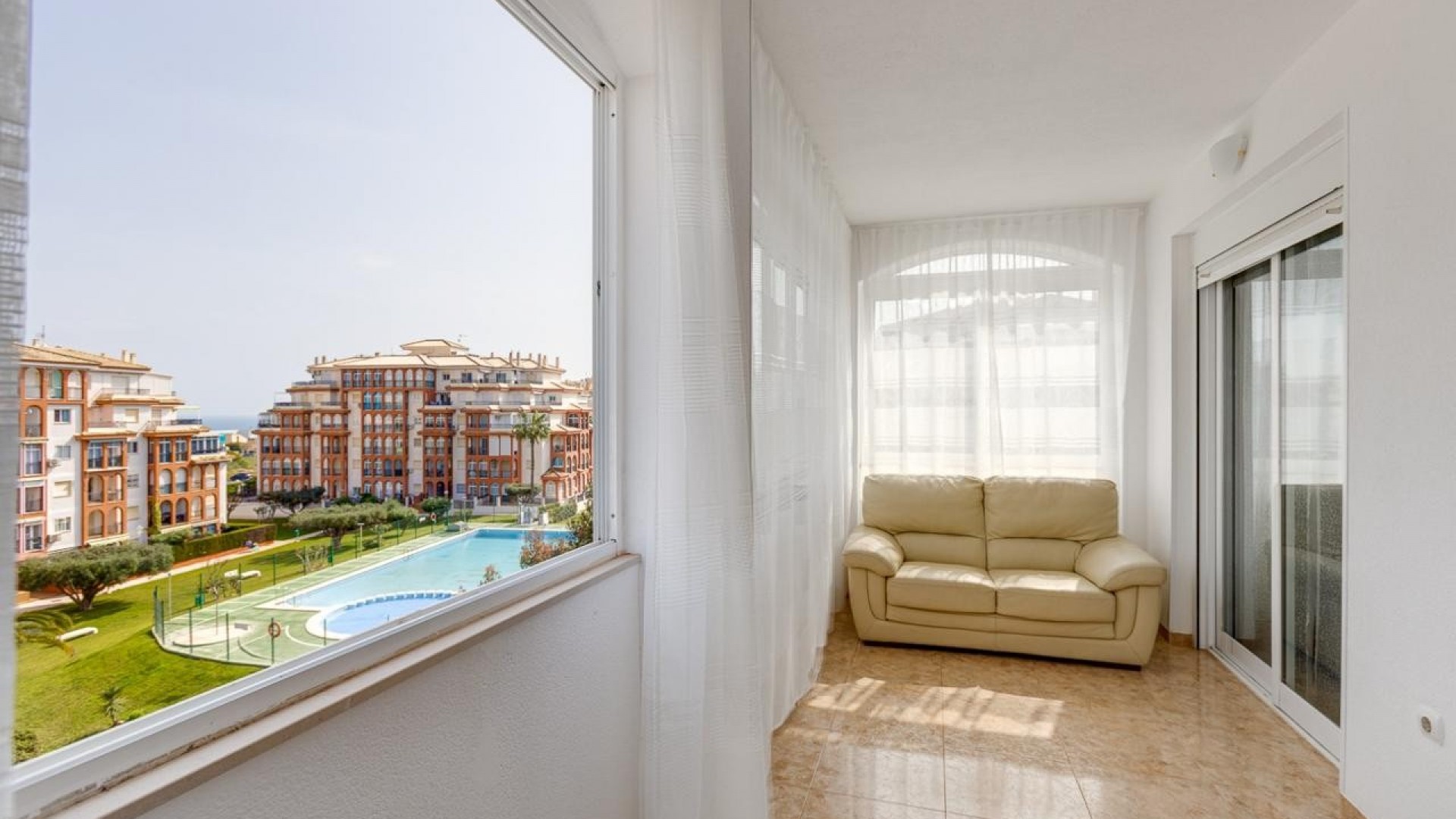 Videresalg - Lejlighed lejlighed -
Torrevieja - Torreblanca