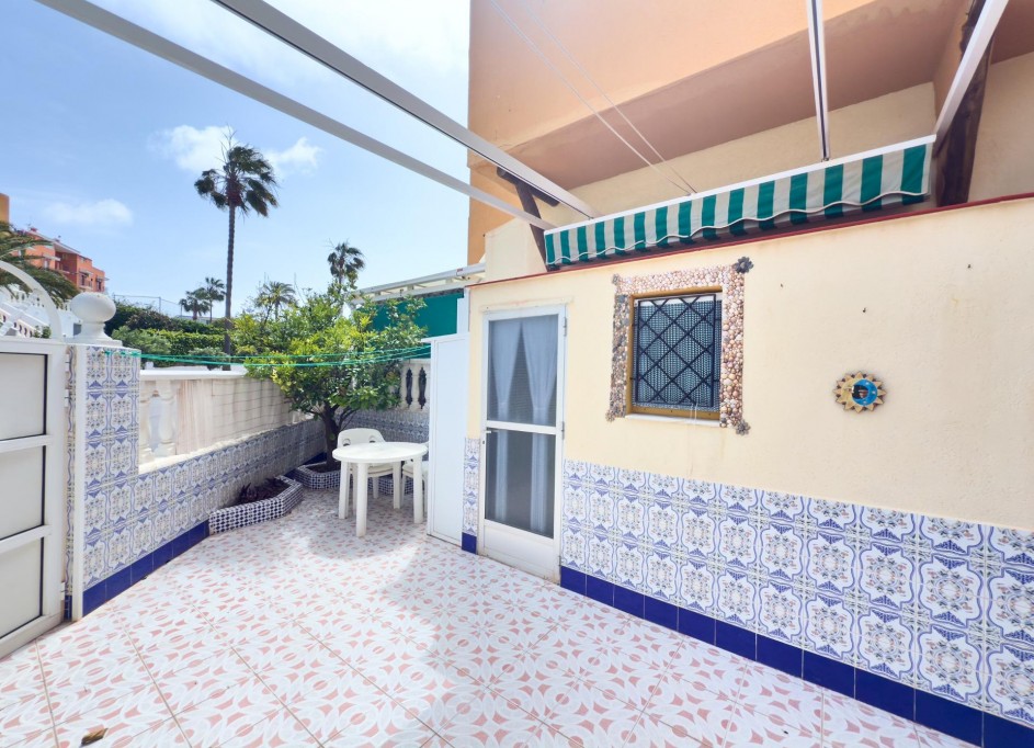 Videresalg - Lejlighed lejlighed -
Torrevieja - Torreblanca