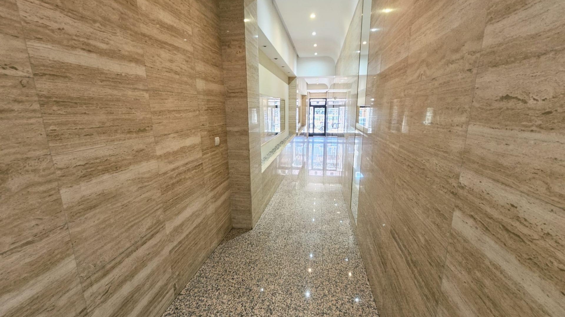 Videresalg - Lejlighed lejlighed -
Torrevieja - torrevieja