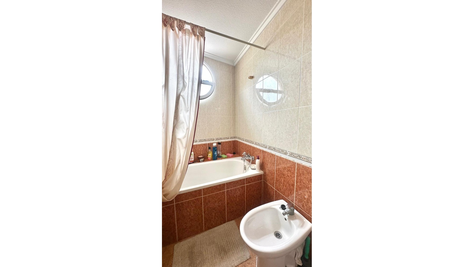 Videresalg - Lejlighed lejlighed -
Torrevieja - torrevieja