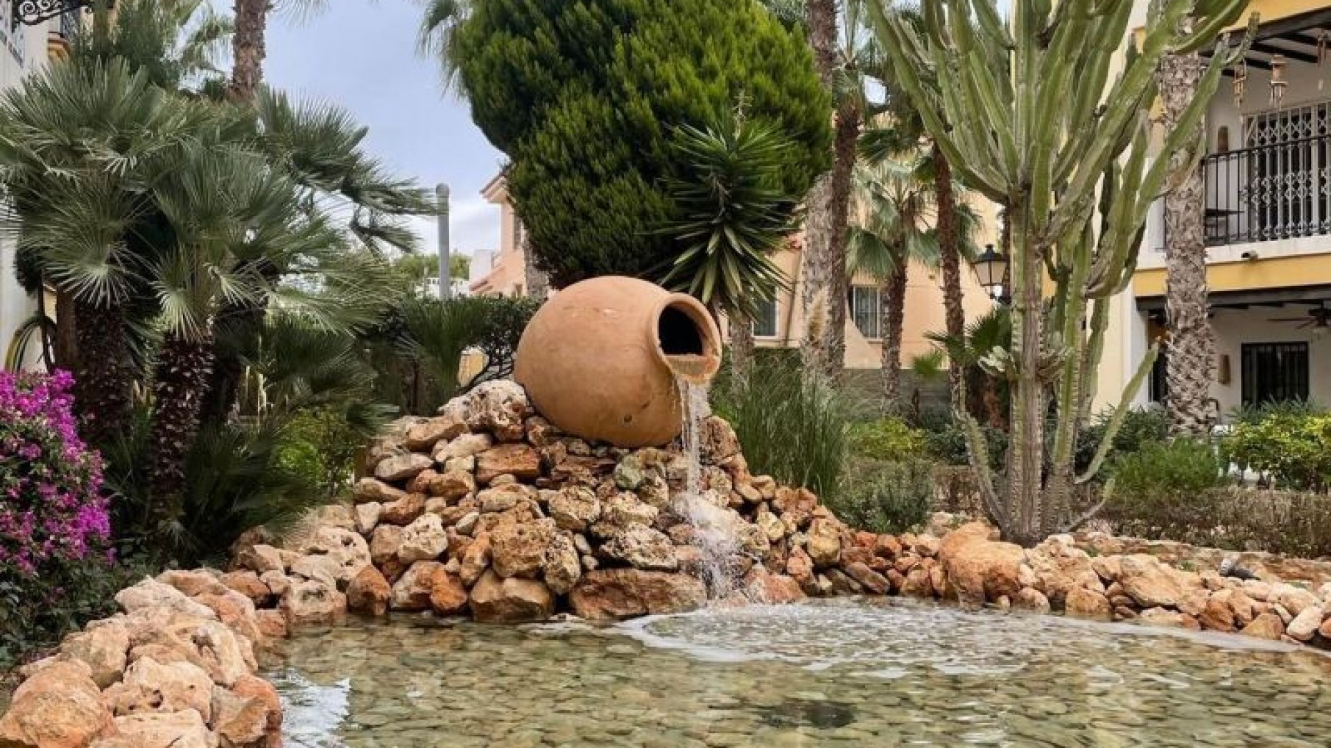 Videresalg - Lejlighed lejlighed -
Torrevieja