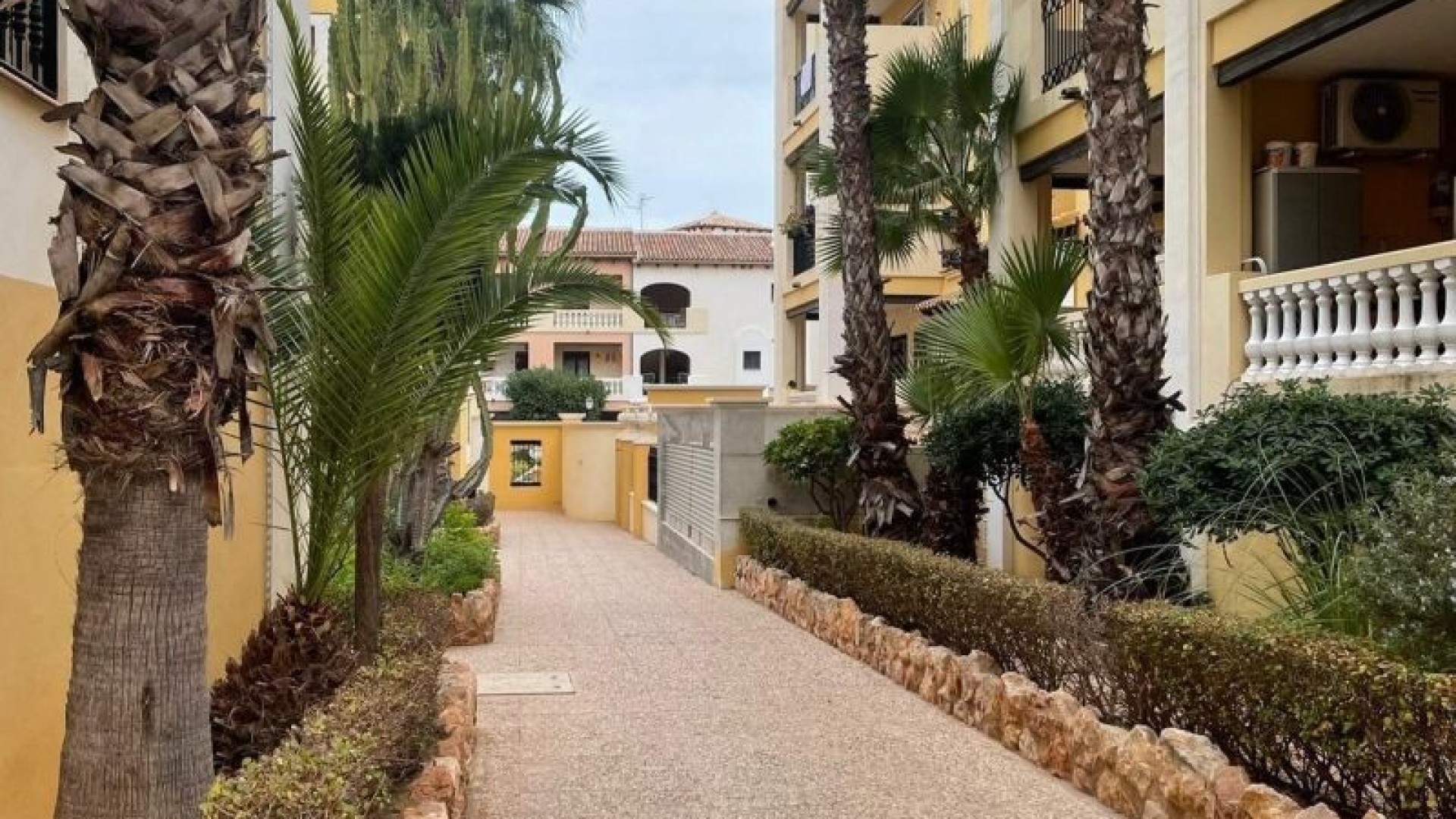 Videresalg - Lejlighed lejlighed -
Torrevieja