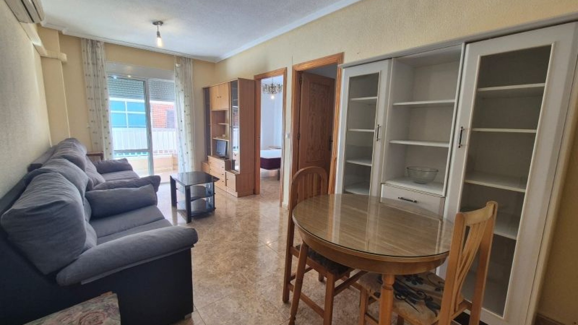 Videresalg - Lejlighed lejlighed -
Torrevieja