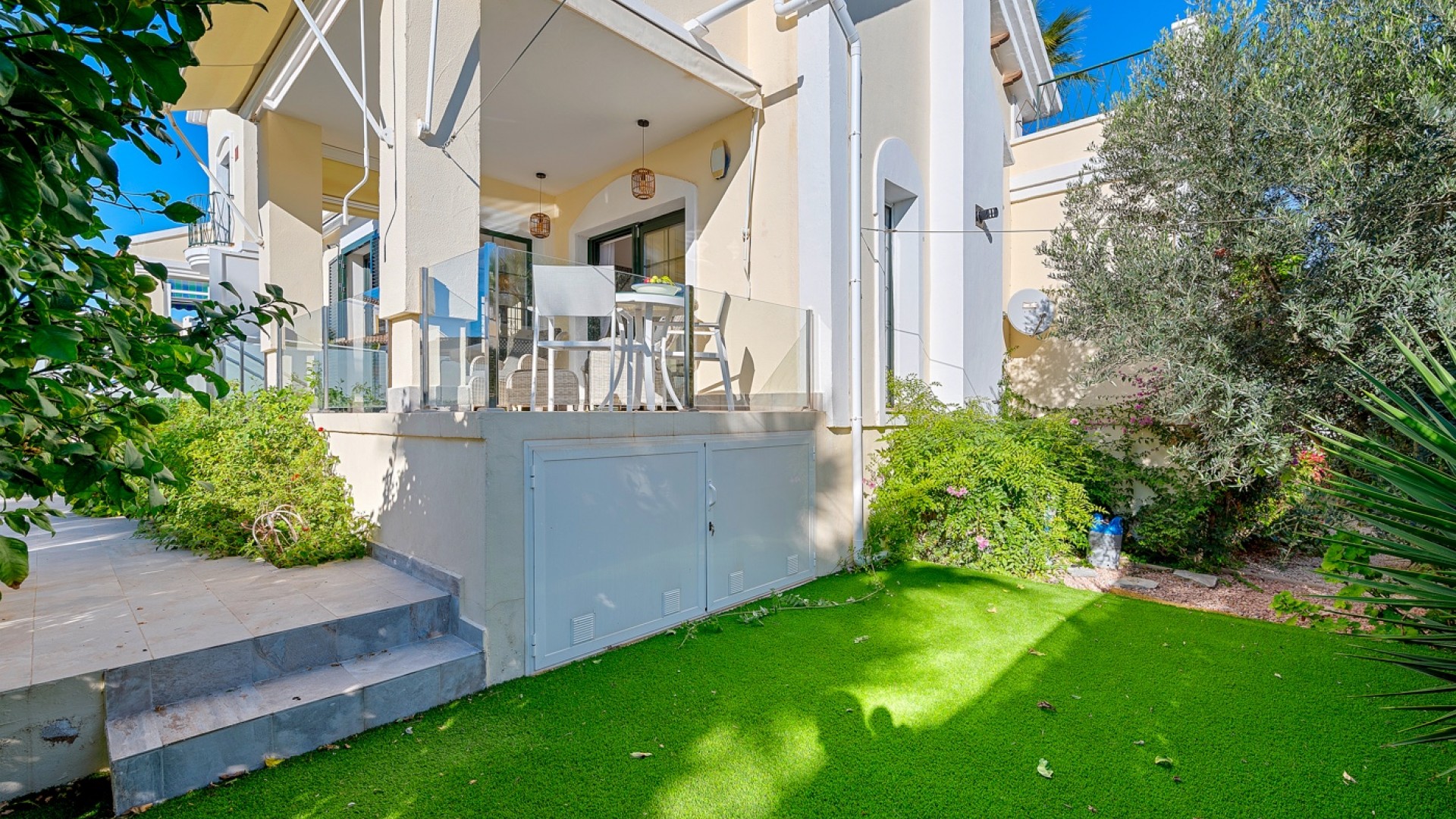 Videresalg - Villa - Fritliggende -
Orihuela Costa - Los Dolses*