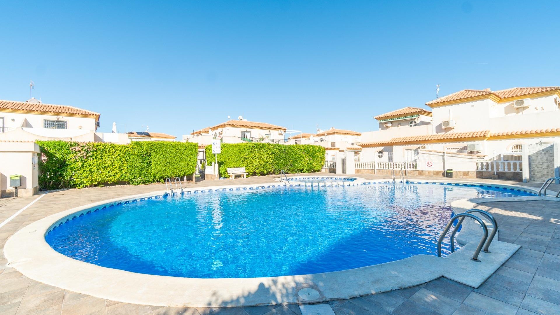 Videresalg - Villa -
Orihuela Costa - Playa Flamenca