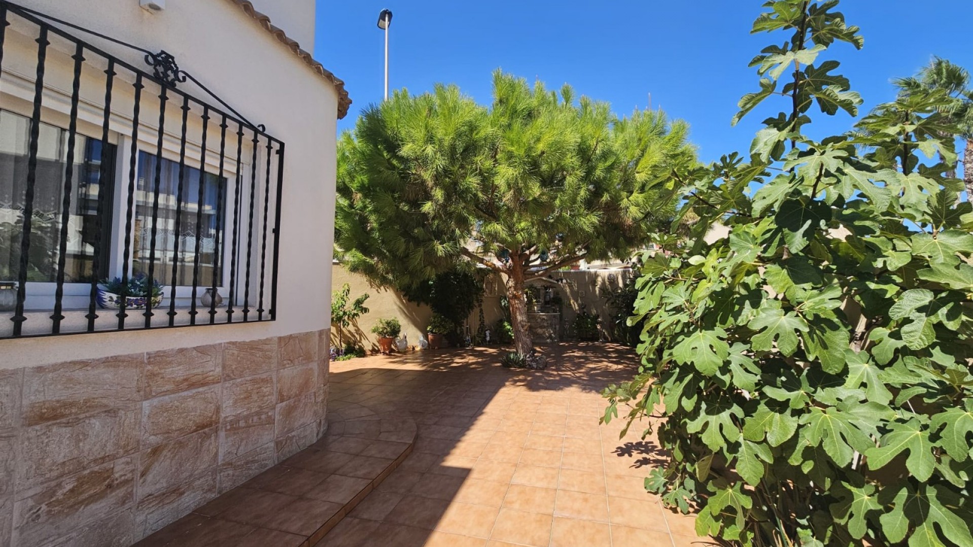 Videresalg - Villa -
Torrevieja - Torre la mata
