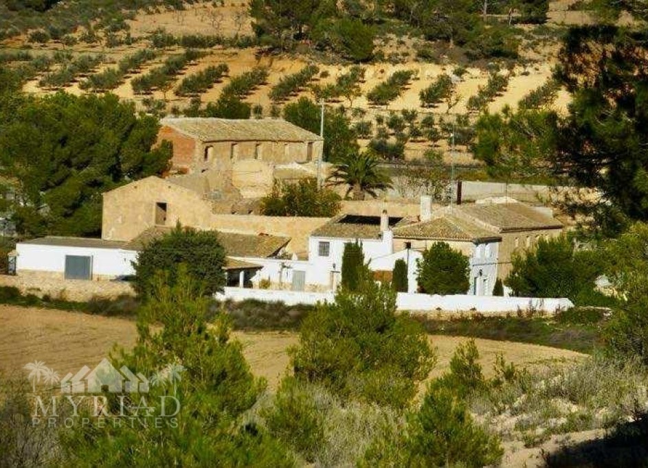 Videresalg - Villa -
Yecla - Yecla Murcia