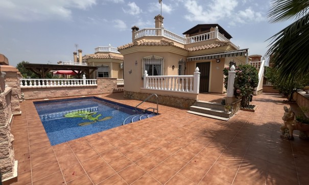Villa Individuelle - Revente - Almoradí - Almoradí