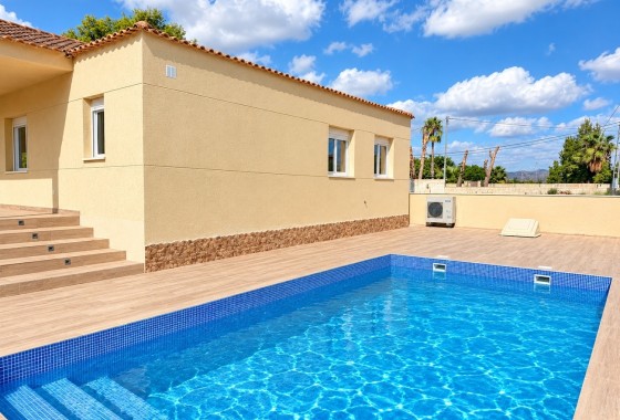 Villa Individuelle - Revente - Catral -
                Catral
