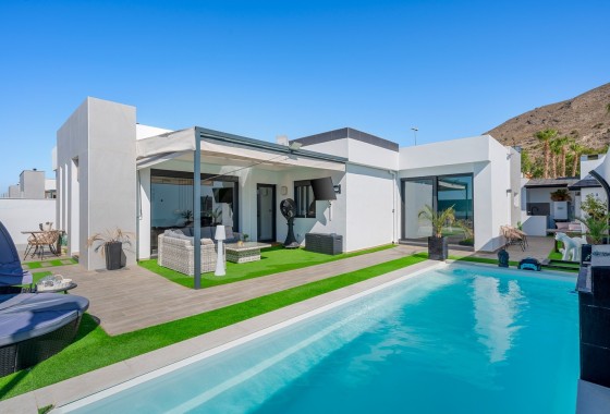Villa Individuelle - Revente - Fortuna -
                Urbanizacion las kalendas
