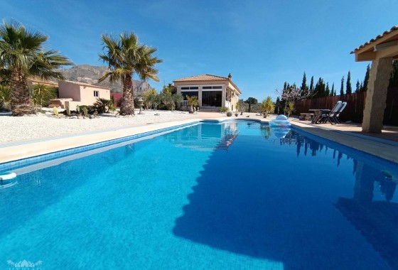 Villa Individuelle - Revente - Macisvenda -
                Macisvenda