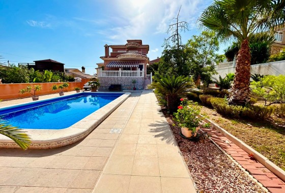 Villa Individuelle - Revente - Orihuela -
                Orihuela
