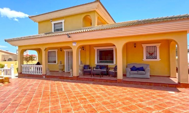 Villa Individuelle - Revente - Torrevieja - Los Balcones - Los Altos del Edén