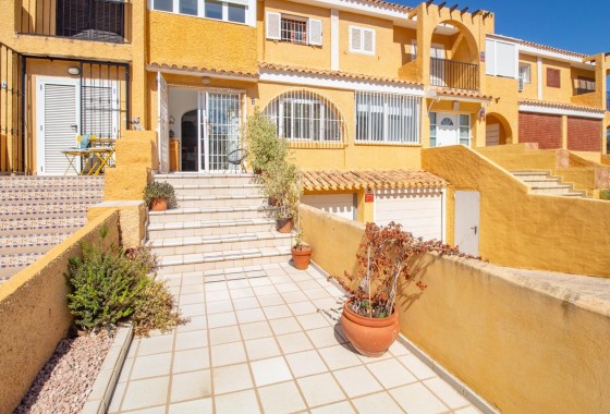 Villa mitoyenne - Revente - Cabo Roig -
                Cabo Roig
