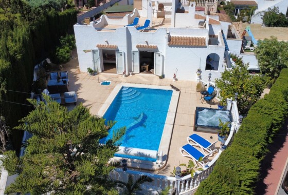 Villa mitoyenne - Revente - Torrevieja -
                Los Balcones