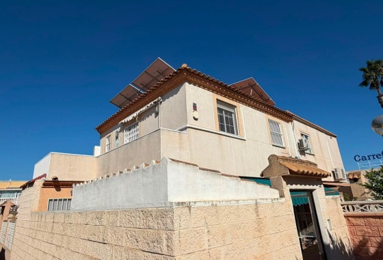 Villa mitoyenne - Revente - Torrevieja -
                Torrevieja
