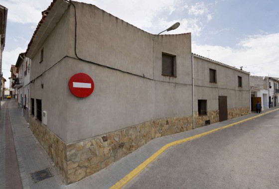 Villa - Resale - Alpera - Alpera