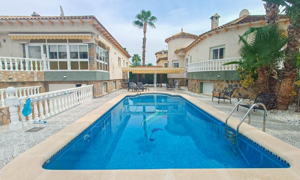 Villa - Sale - Orihuela - Benferri