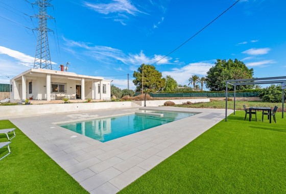 Villa - Venta -
        Elche - C2P-68968