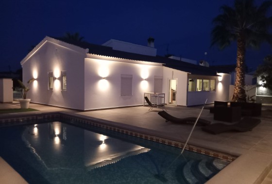 Vrijstaande Villa - Herverkoop - Cabo Roig -
                Cabo Roig