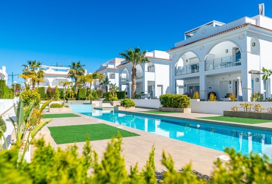 Vrijstaande Villa - Herverkoop -
        Ciudad Quesada - Rojales - CA07-86790