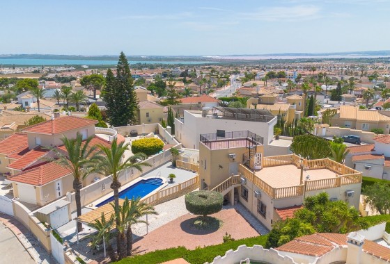 Vrijstaande Villa - Herverkoop - Ciudad Quesada - Rojales -
                Ciudad Quesada