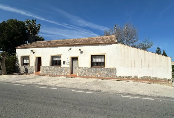 Vrijstaande Villa - Herverkoop -
        Heredades - C4S-86046