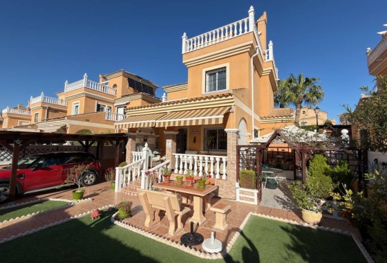 Vrijstaande Villa - Herverkoop - Lo Crispin -
                Lo Crispin