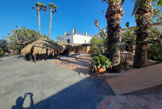 Vrijstaande Villa - Herverkoop -
        Orihuela - C6R-53803