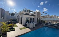 Vrijstaande Villa - Herverkoop - Orihuela Costa - C2N-27326