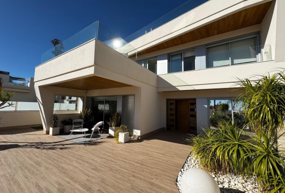 Vrijstaande Villa - Herverkoop - Orihuela Costa -
                Campoamor