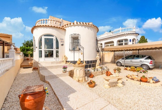Vrijstaande Villa - Herverkoop - Orihuela Costa -
                La Florida
