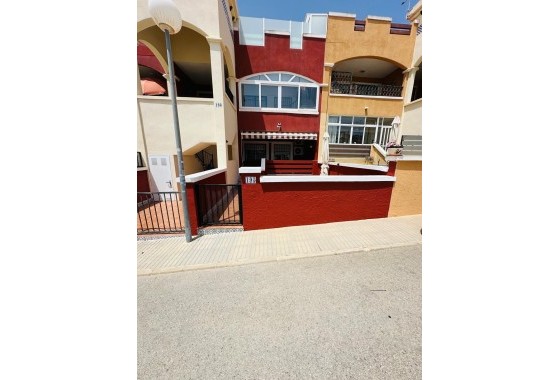 Vrijstaande Villa - Herverkoop - Orihuela Costa -
                Los Altos