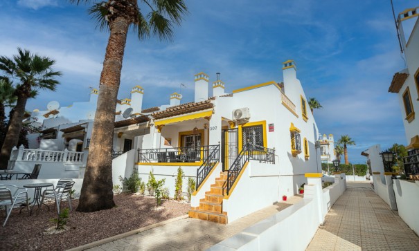 Vrijstaande villa - Herverkoop - Orihuela Costa - Orihuela Costa