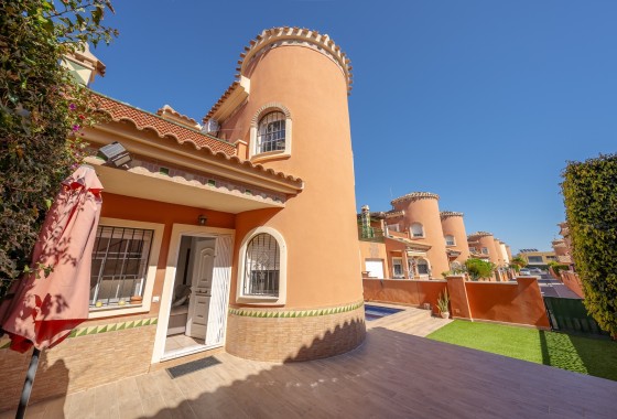 Vrijstaande Villa - Herverkoop - Playa Flamenca - Sportcentre