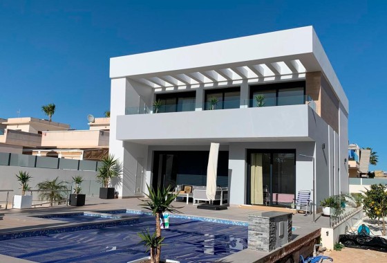 Vrijstaande Villa - Herverkoop - Rojales -
                Ciudad Quesada
