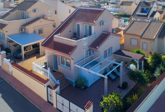 Vrijstaande Villa - Herverkoop - Rojales -
                Pueblo