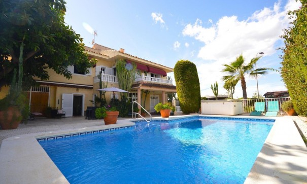 Vrijstaande Villa - Herverkoop - Torrevieja - La veleta