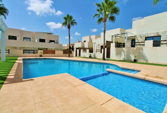 Vrijstaande Villa - Herverkoop - Villamartín - Villamartín