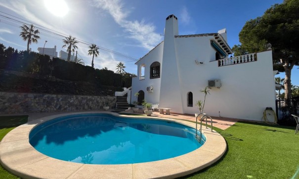 Vrijstaande Villa - Herverkoop - Villamartín - Villamartín