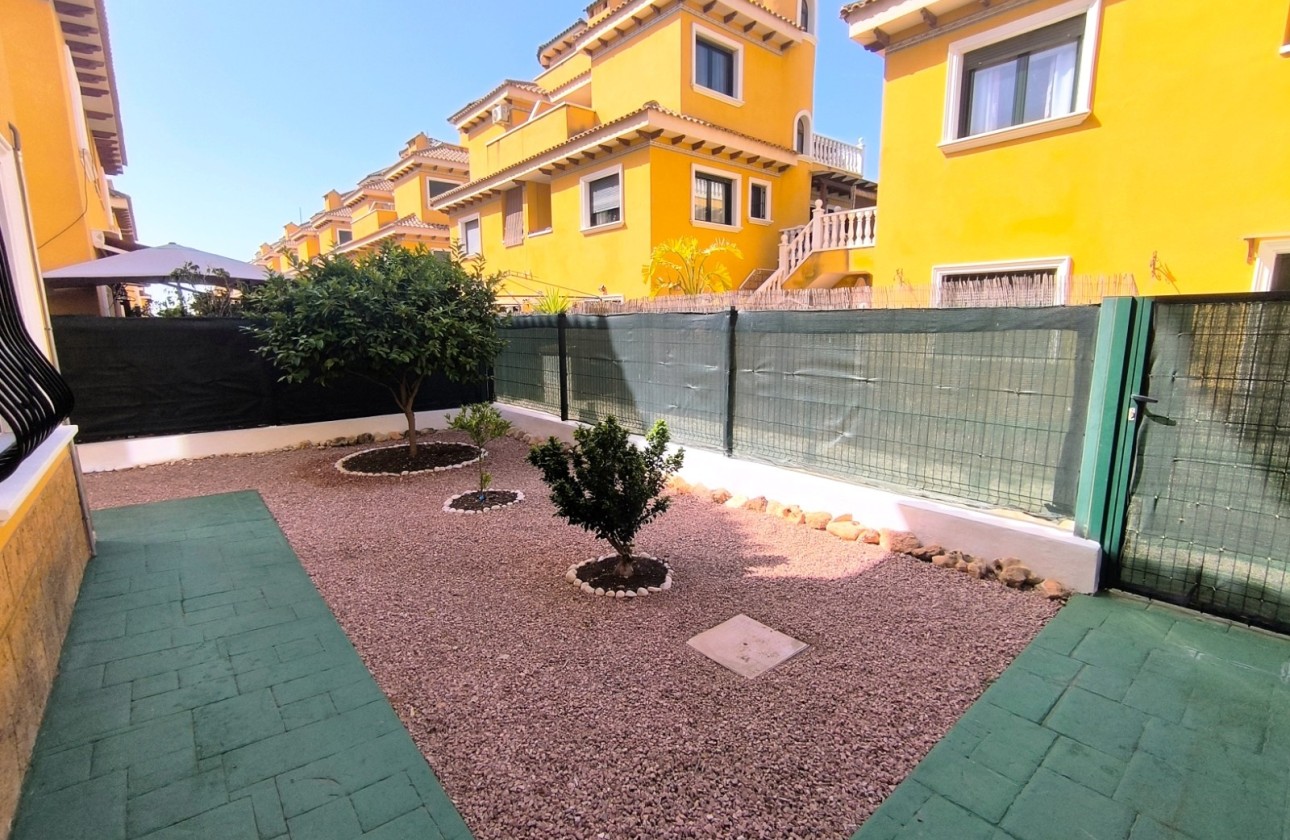 Wiederverkauf - Doppelhaushälfte -
Ciudad Quesada - Rojales - Ciudad Quesada