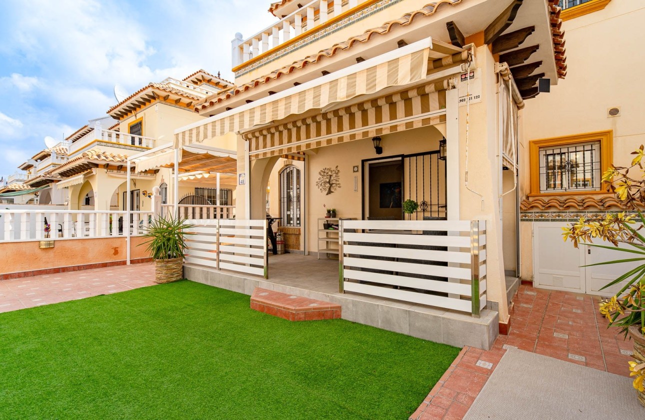 Wiederverkauf - Doppelhaushälfte -
Orihuela Costa - Lomas de Cabo Roig