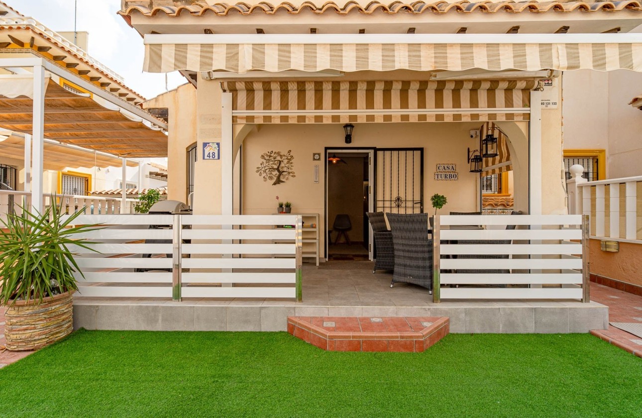 Wiederverkauf - Doppelhaushälfte -
Orihuela Costa - Lomas de Cabo Roig